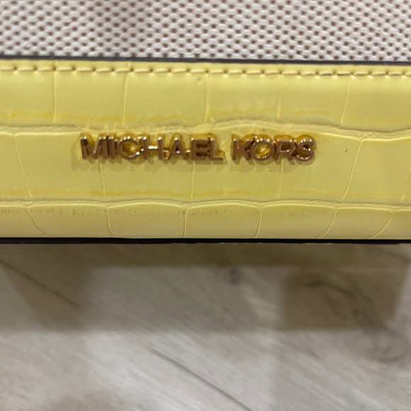 MICHAEL KORS. Emilia Large Canvas and Crocodile Embossed Tote Bag. - Picture 5 of 5